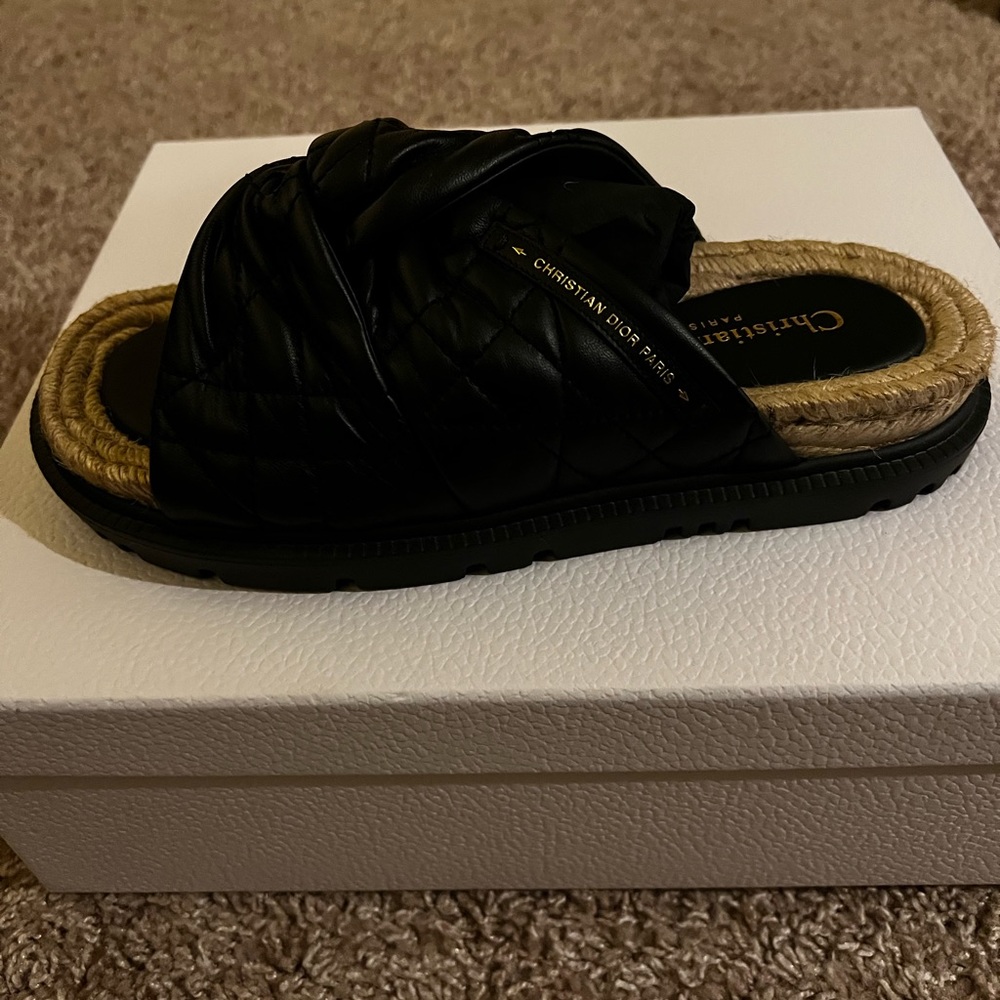 Christian Dior Cannage Quilted D Twist Sandals - Picture 3 of 7